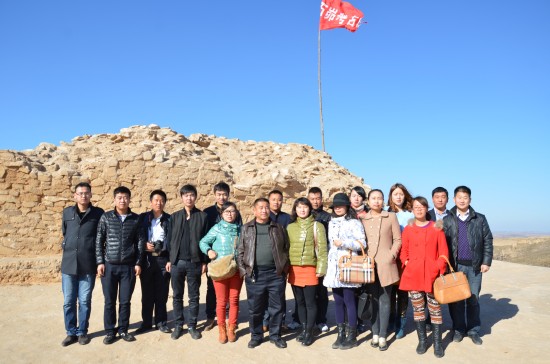 6我馆员工去石峁遗址参观学习_conew1.jpg