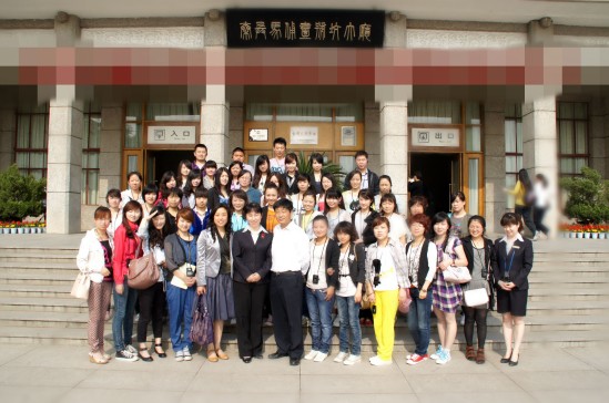 2我馆讲解员在西安秦始皇帝陵博物院参观学习_conew2.jpg