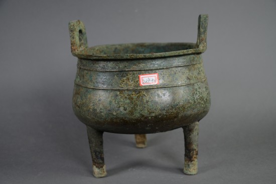 铜鼎