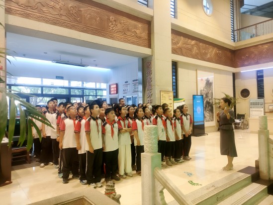 探寻麟州文脉 触摸家乡历史 神木市第五小学五年级学子走进市博物馆研学