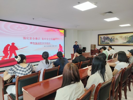 强化安全意识 筑牢安全防线｜神木市公共文化活动中心开展消防安全培训暨实操演练 